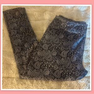 Festive Valentines Leggings by Serra